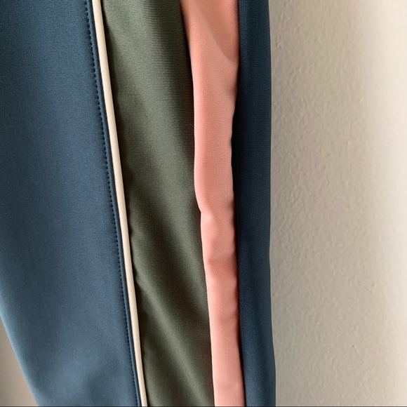 The Upside Himalaya full length leggings in Jewel - Picture 8 of 16